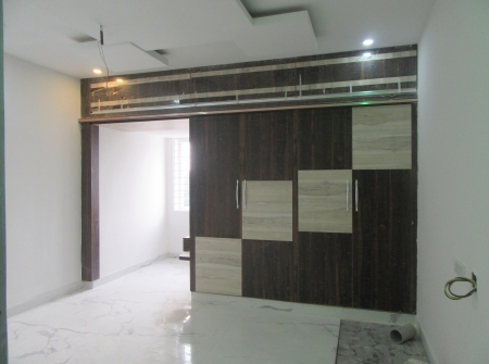 2) Li Id : 134 - Master Bedroom.JPG